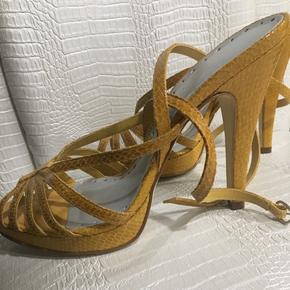 BCBG girls High heel sandals